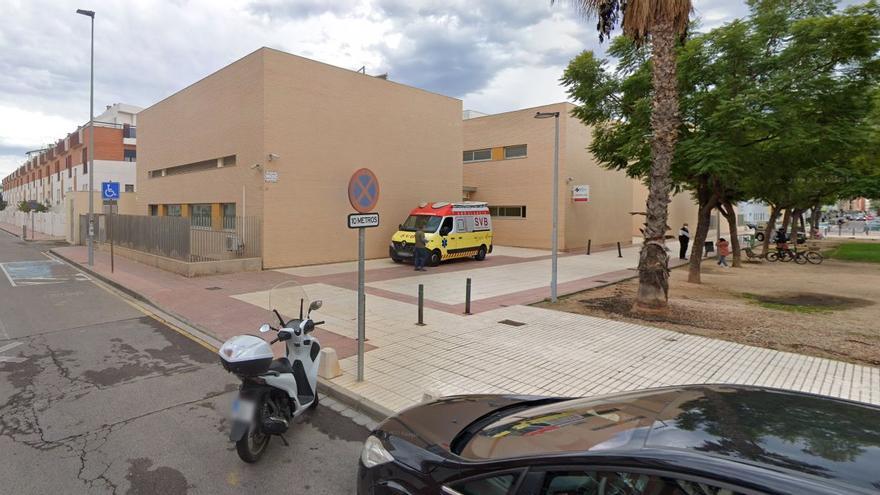 Dos policías salvan a un vecino de Castellón de morir atragantado con un plato de arroz