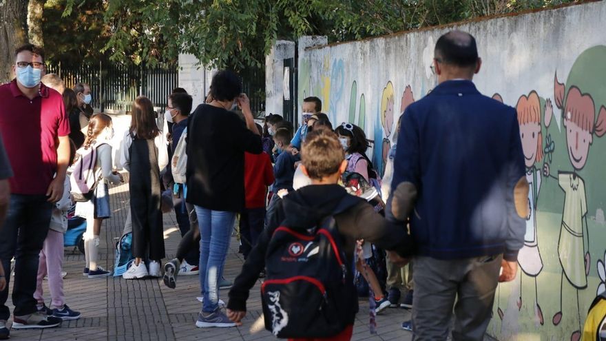 Las dos menores del Alba Plata no acuden a clase y la Junta prevé activar el protocolo de absentismo