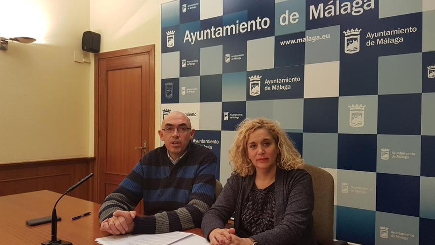 Eduardo Zorrilla y Remedios Ramos en rueda de prensa.