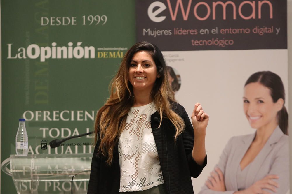 El encuentro contó con la participación de Carmen García García, de IBM, Almudena del Mar Muñoz, de BlaBlaCar; Marta Alejano Peña, de Hawkers; y María Gómez del Pozuelo, CEO de Womenalia