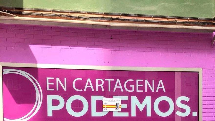 Ataque vandálico a la sede de Podemos en Cartagena