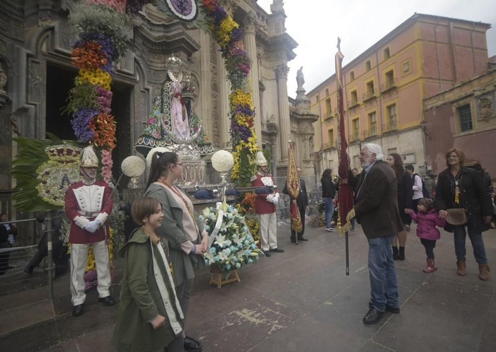 Ofrenda floral a la Morenica