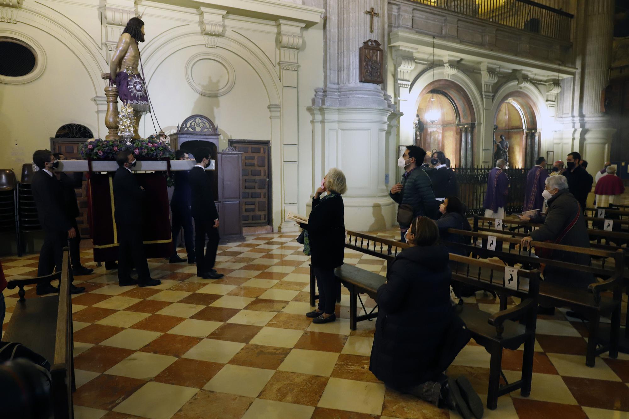 El Cristo de la Salud preside el vía crucis del primer viernes de Cuaresma en Málaga