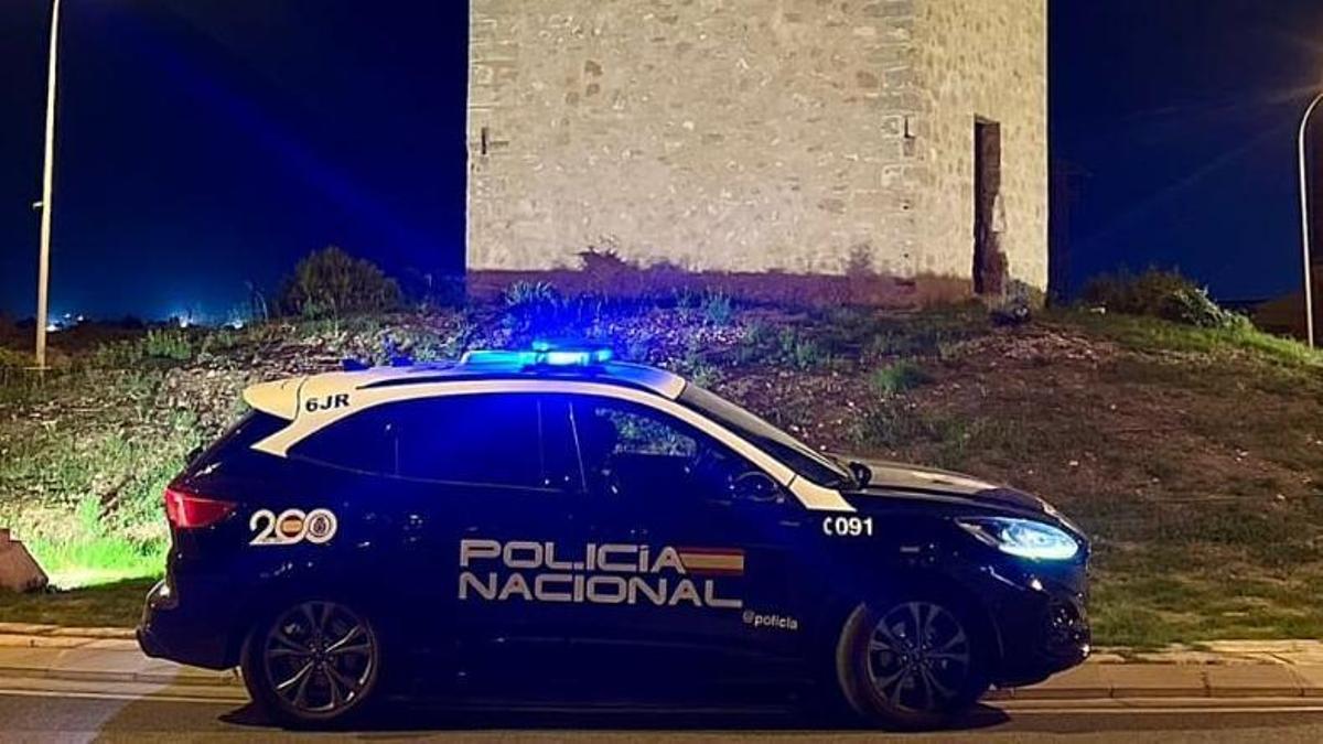 Una patrulla de la Policía Nacional, en una foto de archivo.