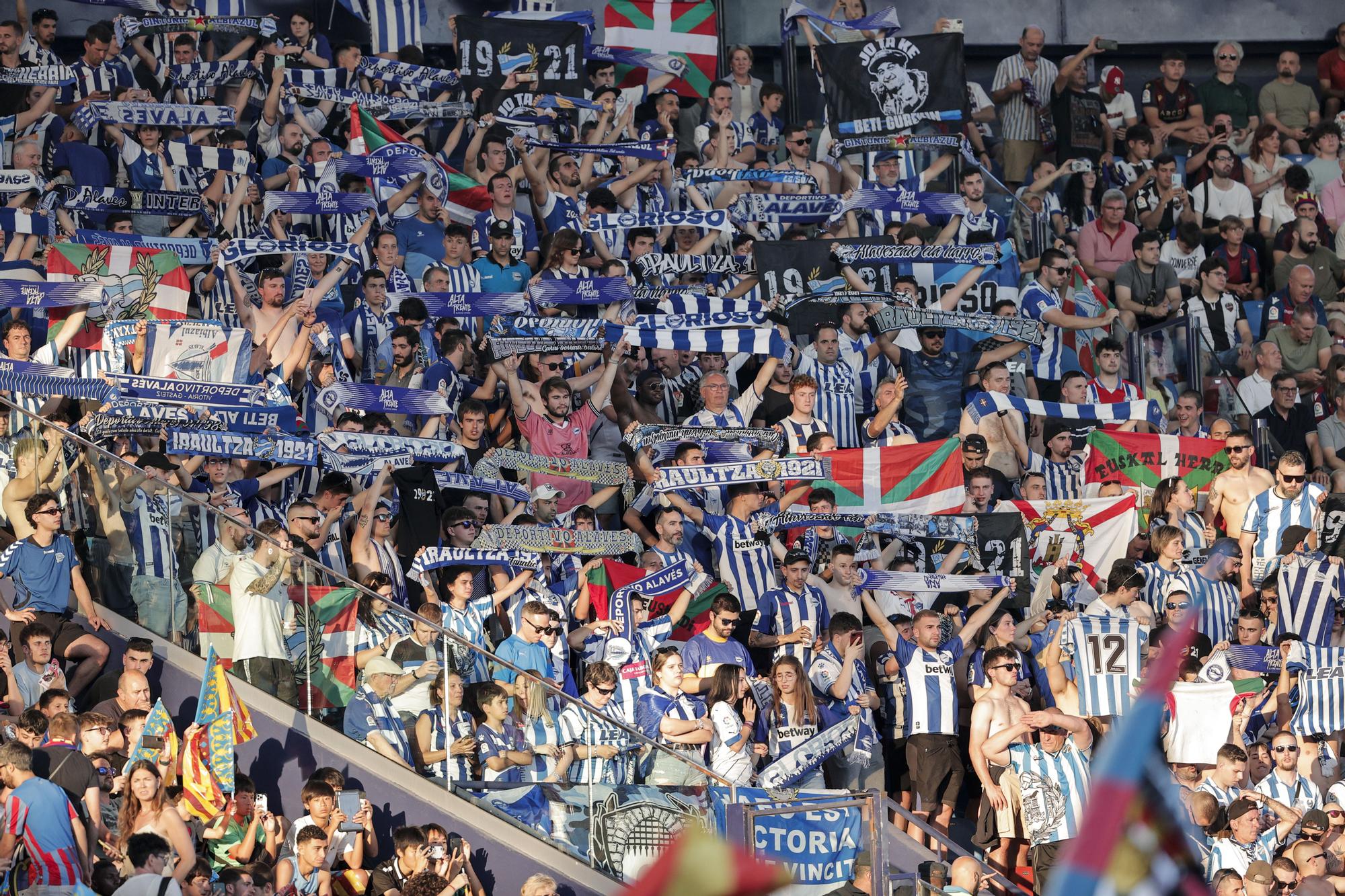 LEVANTE - ALAVÉS