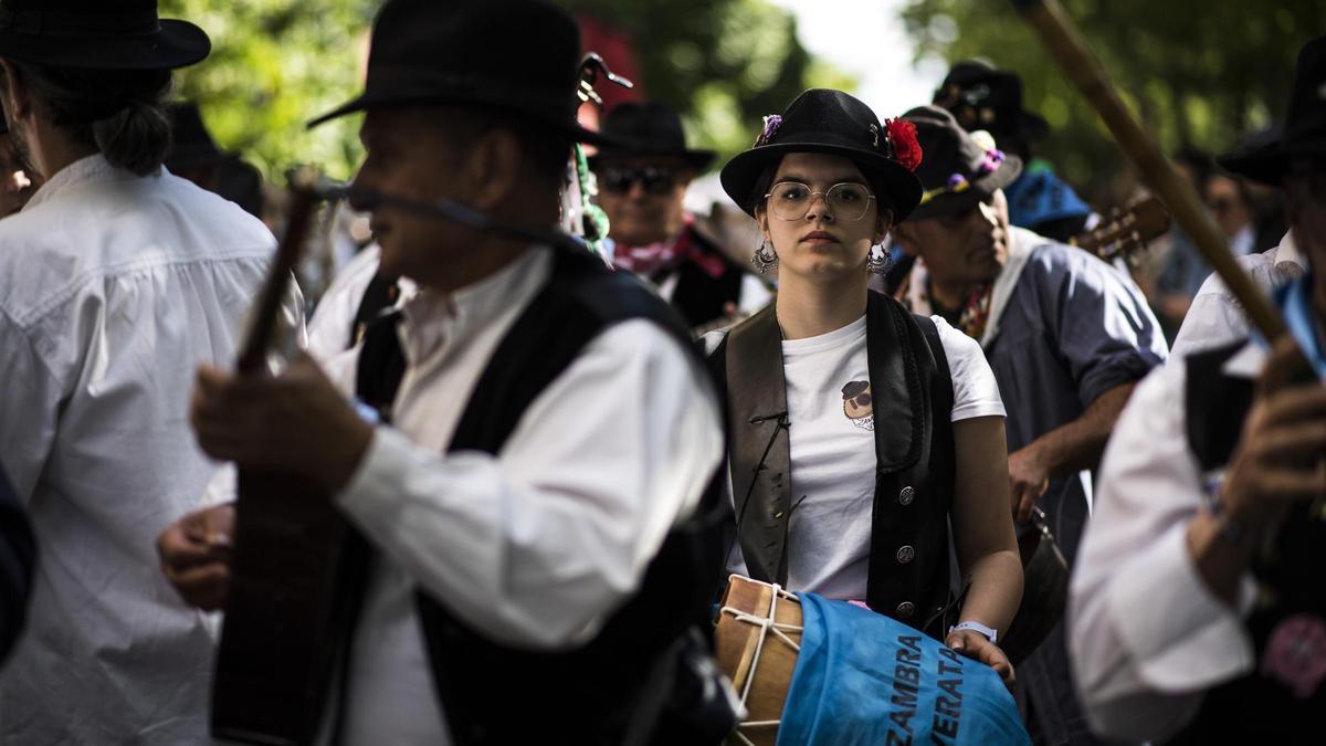 Desfile Muestra de las Fiestas del encuentro Jato en Cáceres