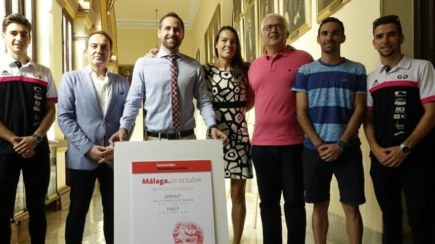 Más de 1.200 participantes, en el Triatlón Málaga