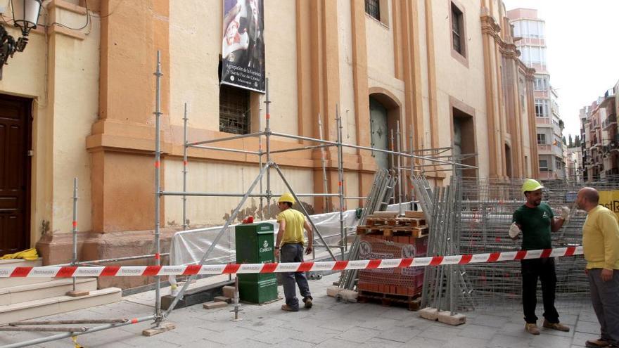 Cal, ladrillo y piedra para restaurar Santa María en tiempo récord