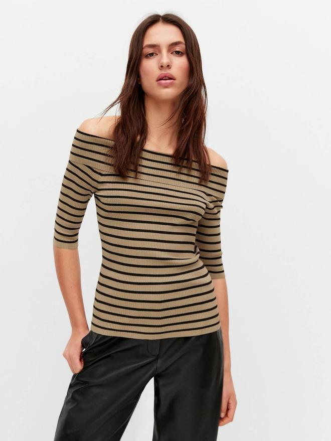 Top de rayas escote bardot de Massimo Dutti