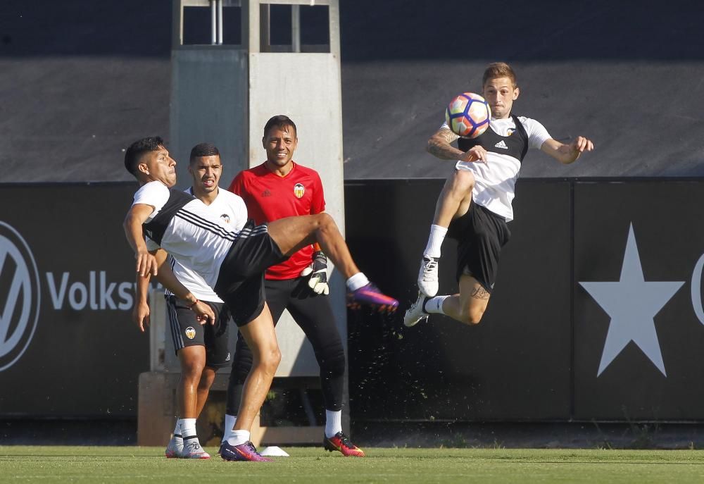 Las mejores fotos del entrenamiento del Valencia CF