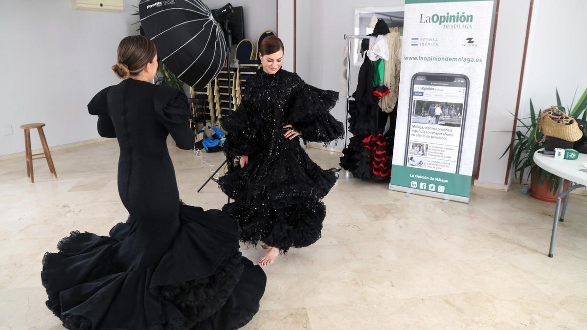 Preparativos de la exposición 'Héroes con volantes' de moda flamenca de Málaga de Moda