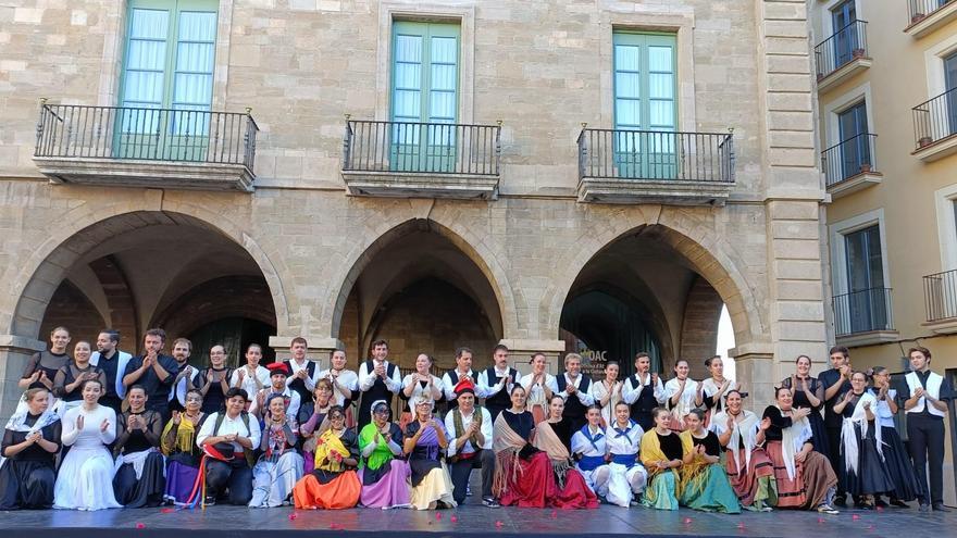 Trobada de Cossos de Dansa en la segona edició de la Roda d’Esbarts Catalònia a Manresa