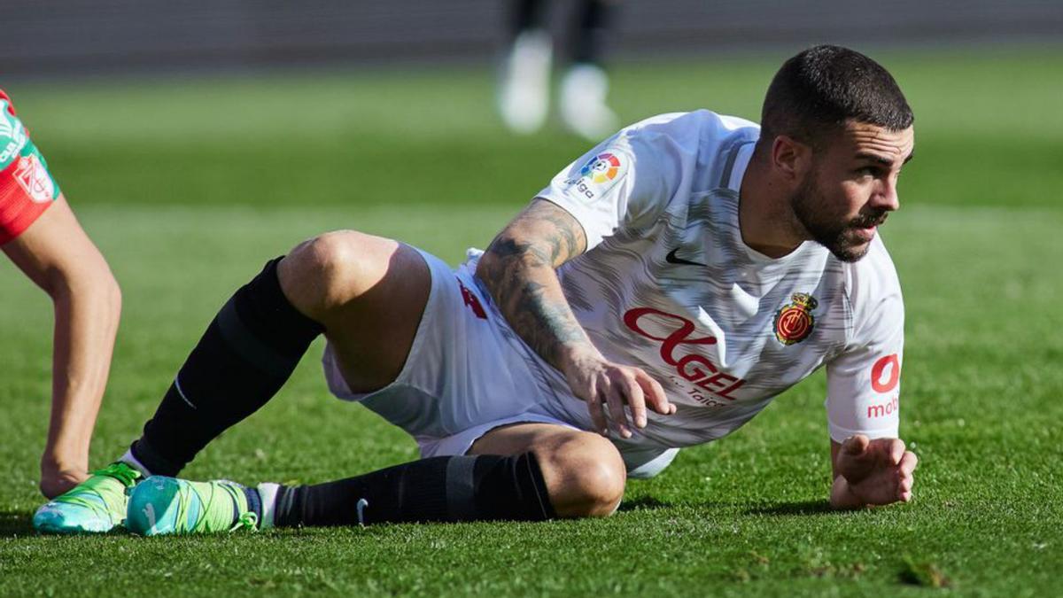 Dani Rodríguez, durante el partido de ayer.