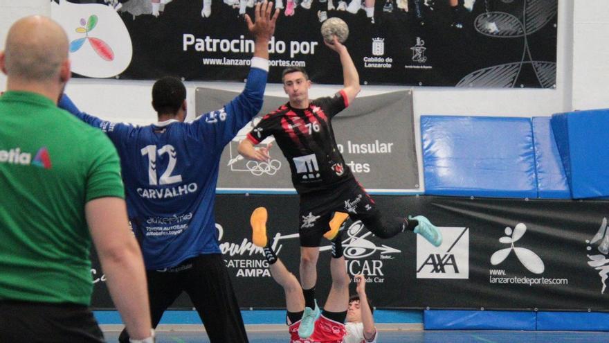 Ángel Iglesias, refuerzo de lujo para la fase de ascenso del OAR