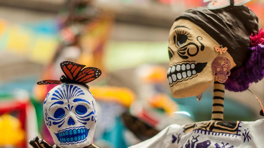 Marineda rinde un homenaje al Día de los Muertos mexicano para celebrar Halloween