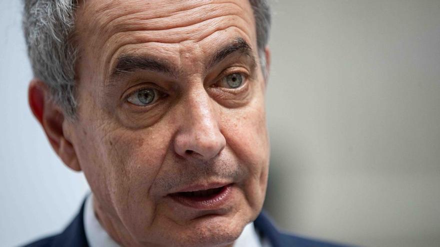 Zapatero no acudirá a los actos del Papa a los que está invitado: declina ir al Palacio Real y al Congreso