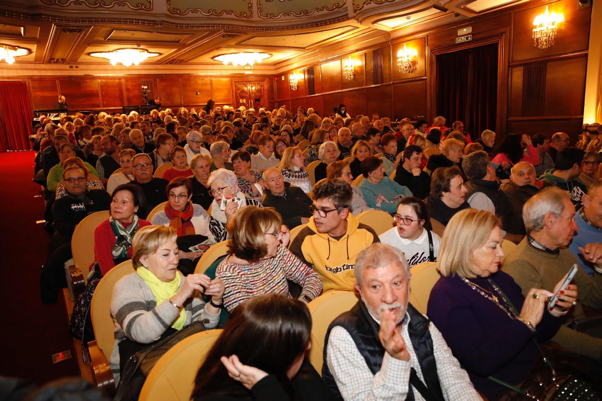 Gala de solidaridad de la federación vecinal de Gijón