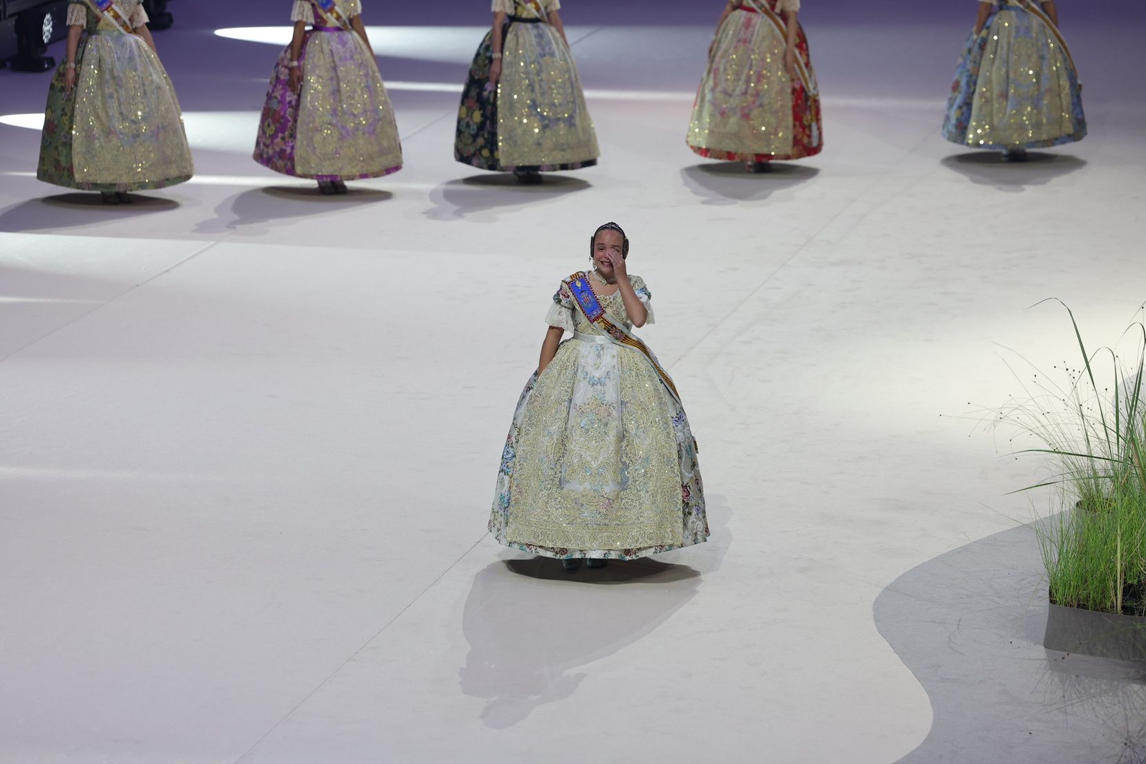 Berta Peiró y Lucía García dicen adiós a su año como falleras mayores de València 2025