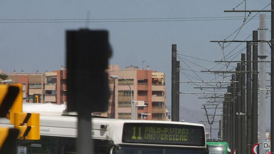 La EMT pierde viajeros a causa del metro de Málaga