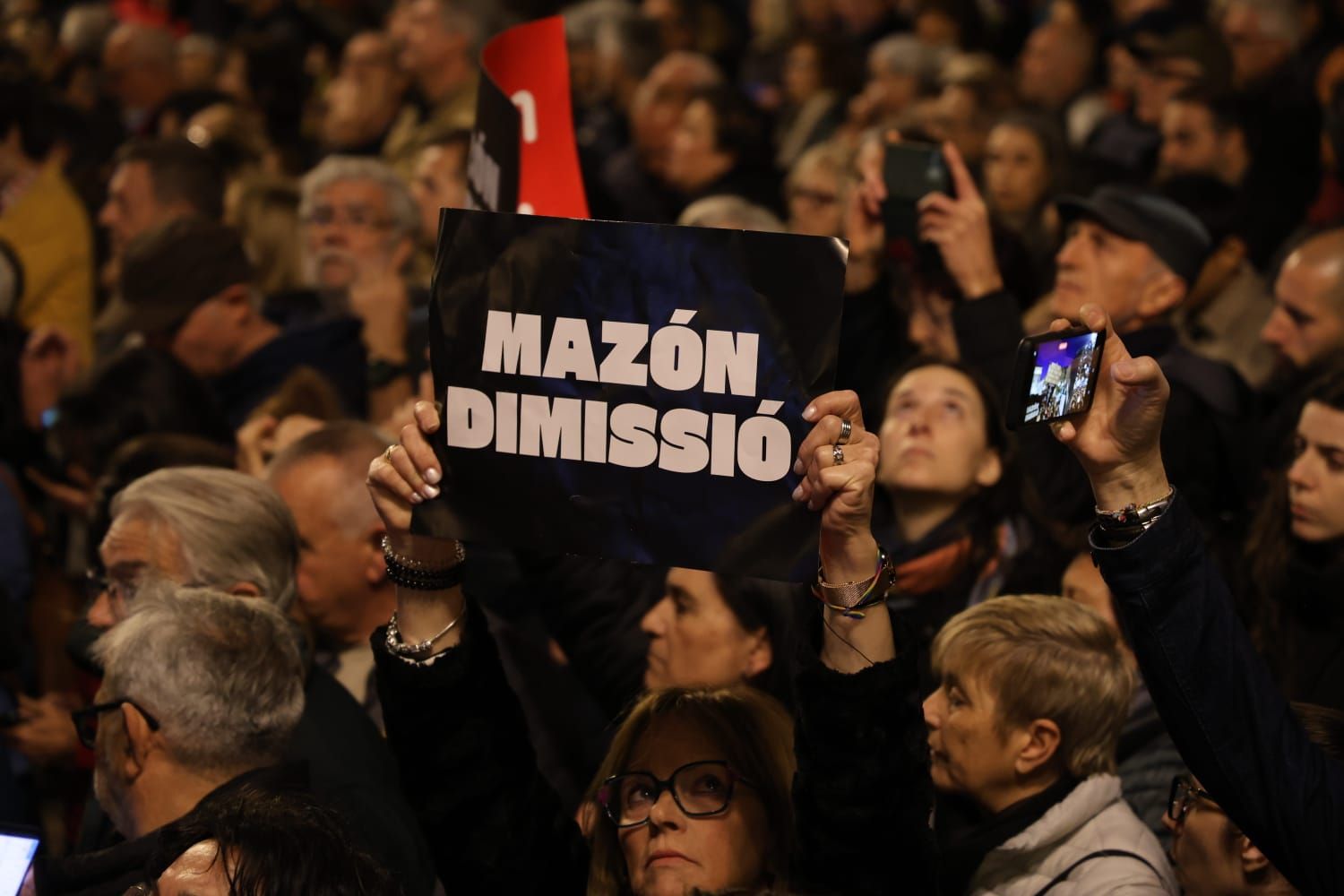 Sexta manifestación contra Carlos Mazón por la gestión de la dana