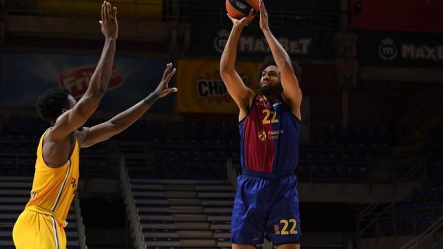 El Barça padece, pero redescubre la victoria en la Euroliga y frena su caída