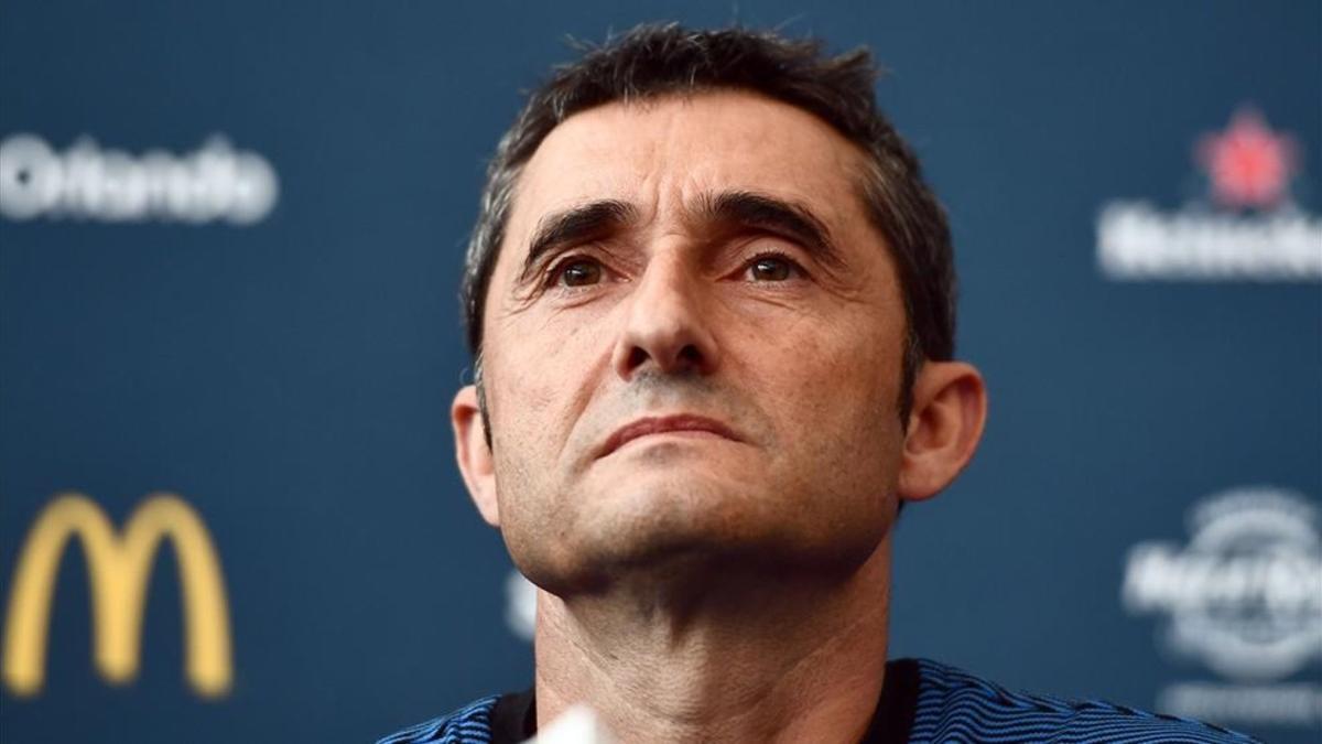 Valverde ya sabe que será casi imposible tener la plantilla cerrada antes del 7 de agosto