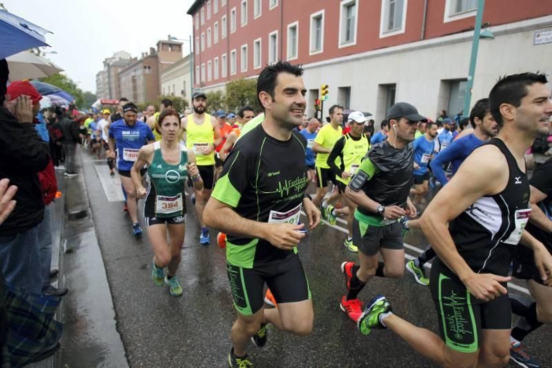 Las imágenes del XIX Medio Maratón de Zaragoza