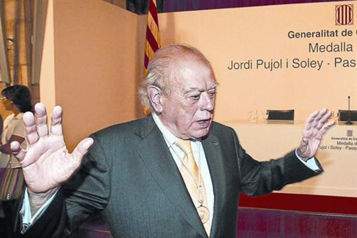Jordi Pujol, en l’acte institucional en què el president José Montilla li va imposar la Medalla d’Or de la Generalitat, l’11 de setembre del 2007.