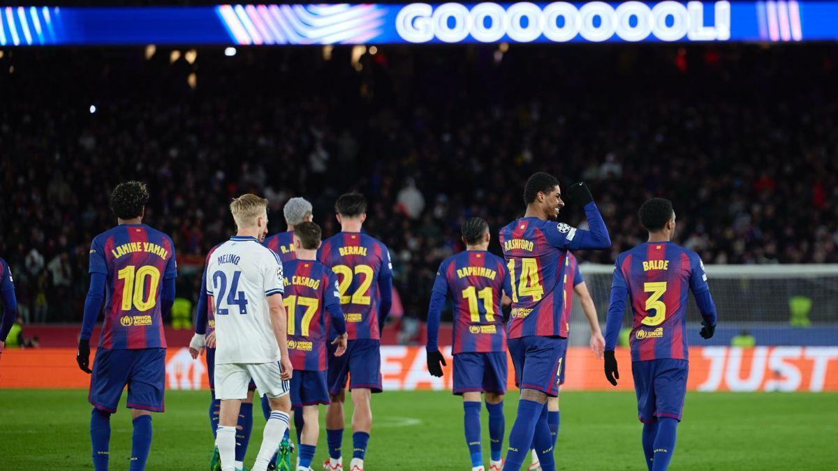 Los jugadores del Barça celebran el cuarto gol ante el Copenhague