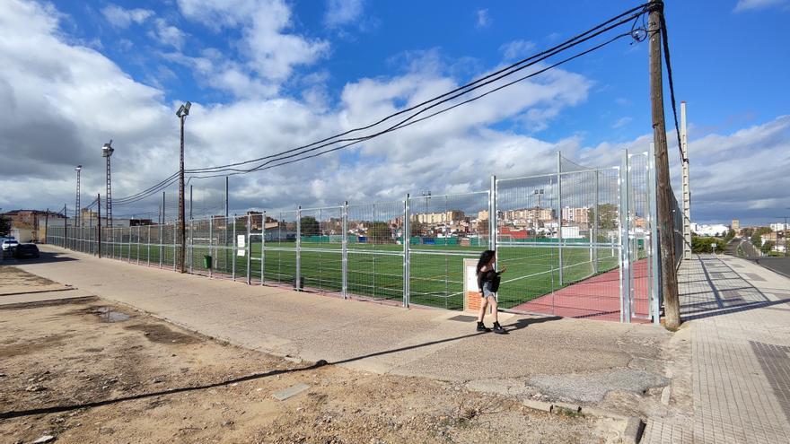 El campo de fútbol del Cerro de Reyes de Badajoz deja de acoger partidos federados