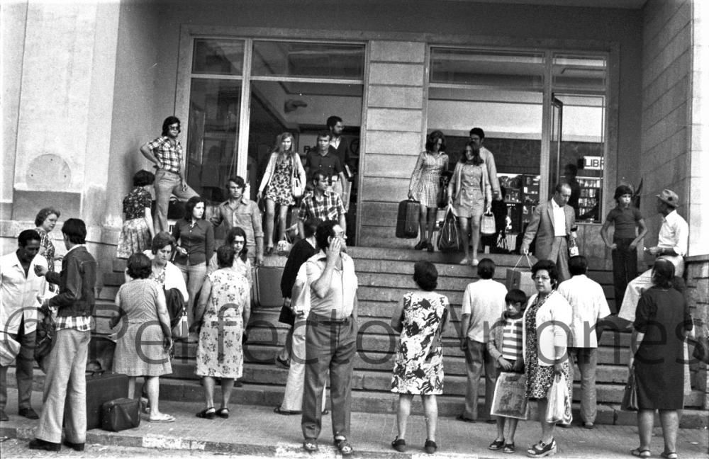 ESTACIÓN RENFE. 1974