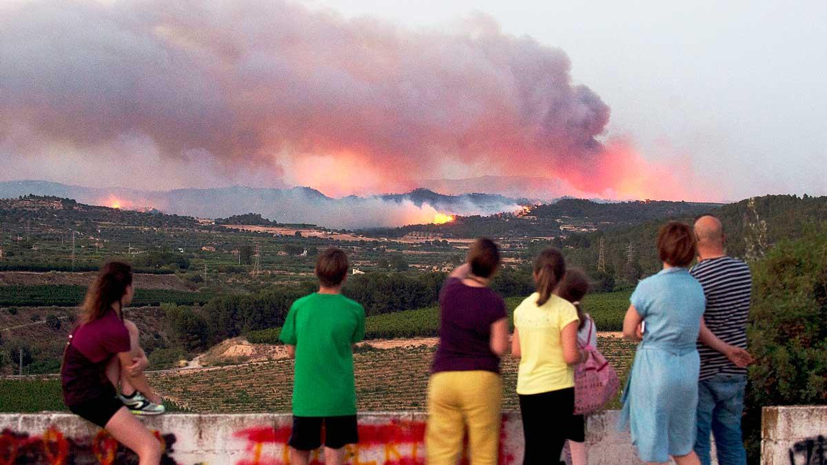 Gran incendio en Vinebre visto desde Llardecans y Maials, Tarragona