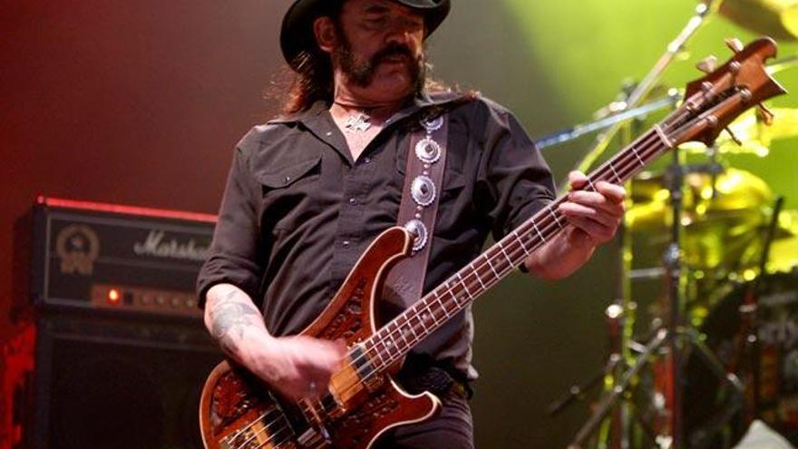 Lemmy Kilmister, durante su actuación en Vigo // J. LORES