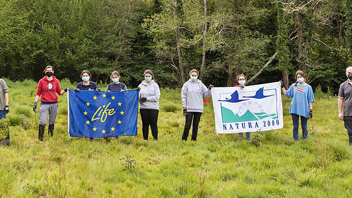 Plantación de un bosque de ribera en Cullergondo  | LA OPINIÓN