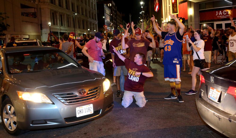 La afición celebra el triunfo de los Cavaliers