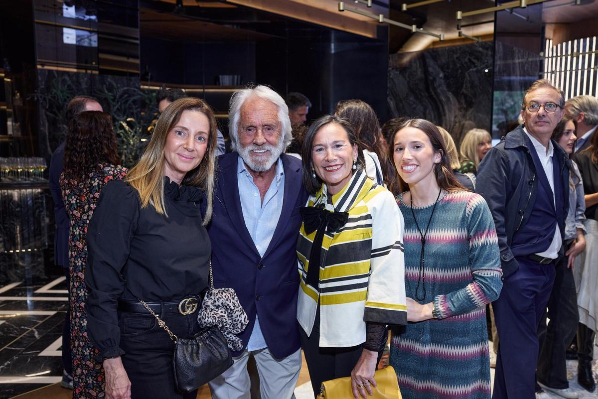 Cristina Pallás, Tony Jordán, Laura Vernetta y Olivia Oliden. Cristina Pallás, Tony Jordán, Laura Vernetta y Olivia Oliden.