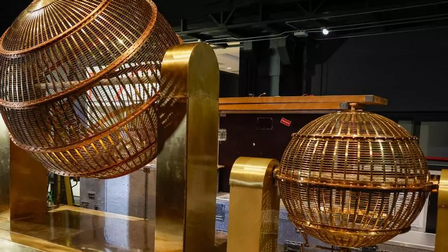 ¿Se te ha roto un décimo premiado en la Lotería de Navidad 2023? Esto debes tener en cuenta