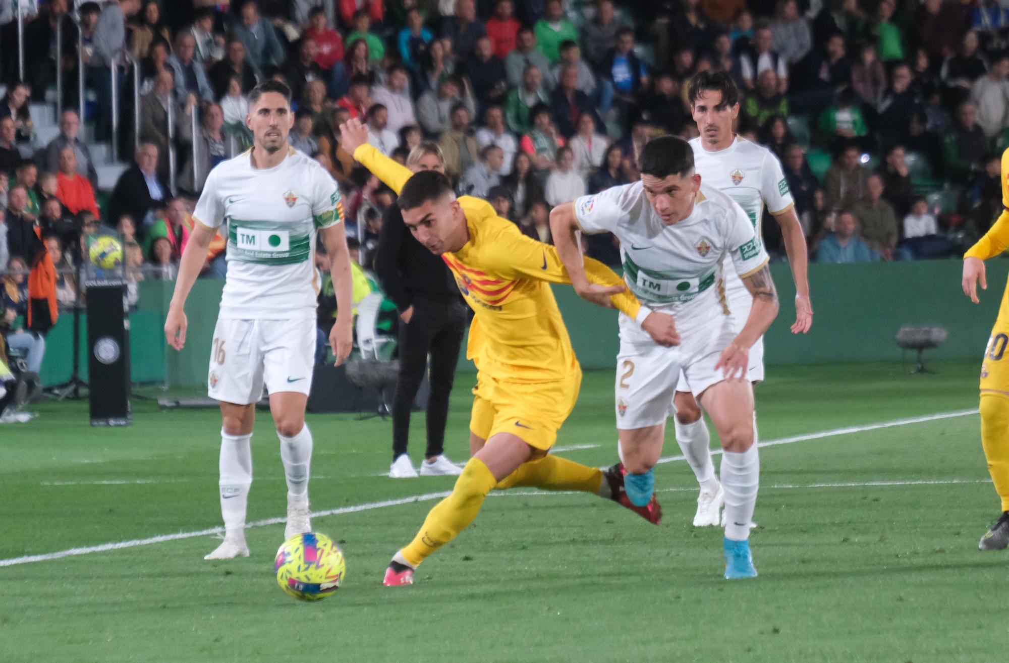 Así se ha vivido el Elche - Barça en el Martínez Valero