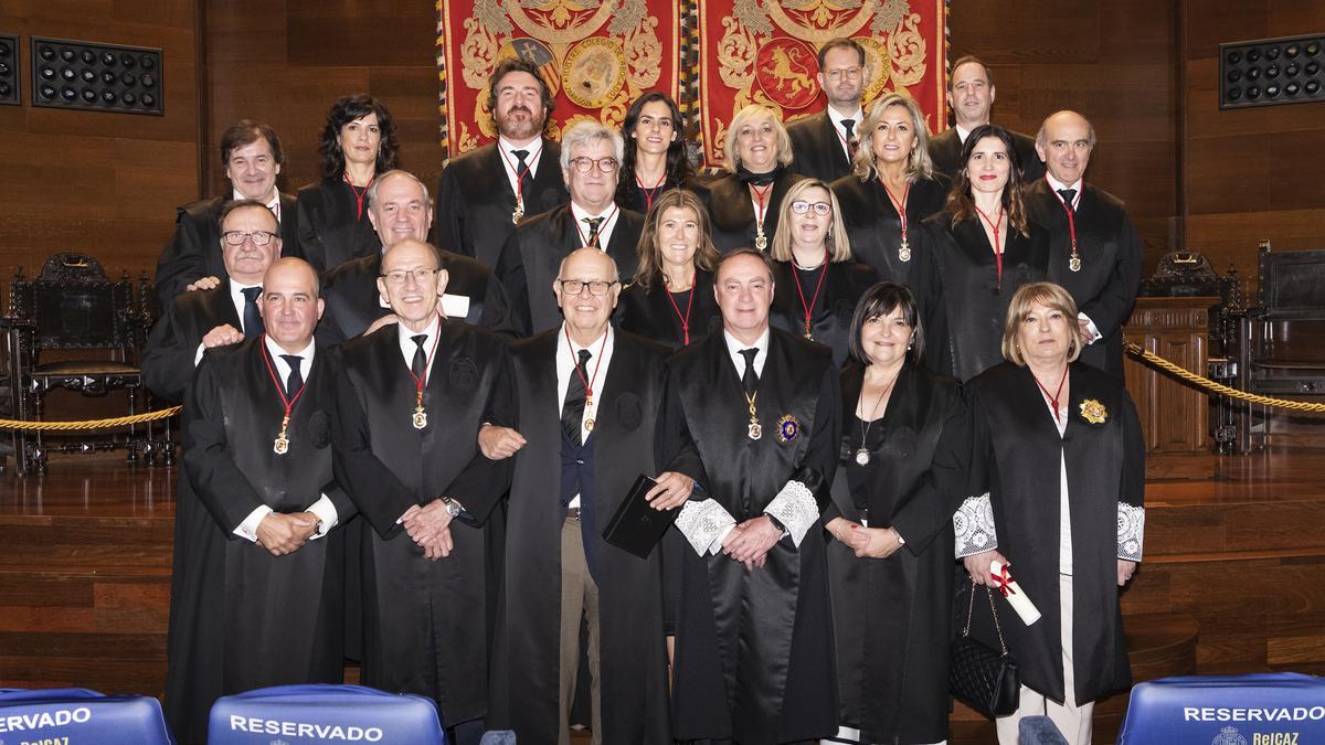 Foto de familia tras el acto.