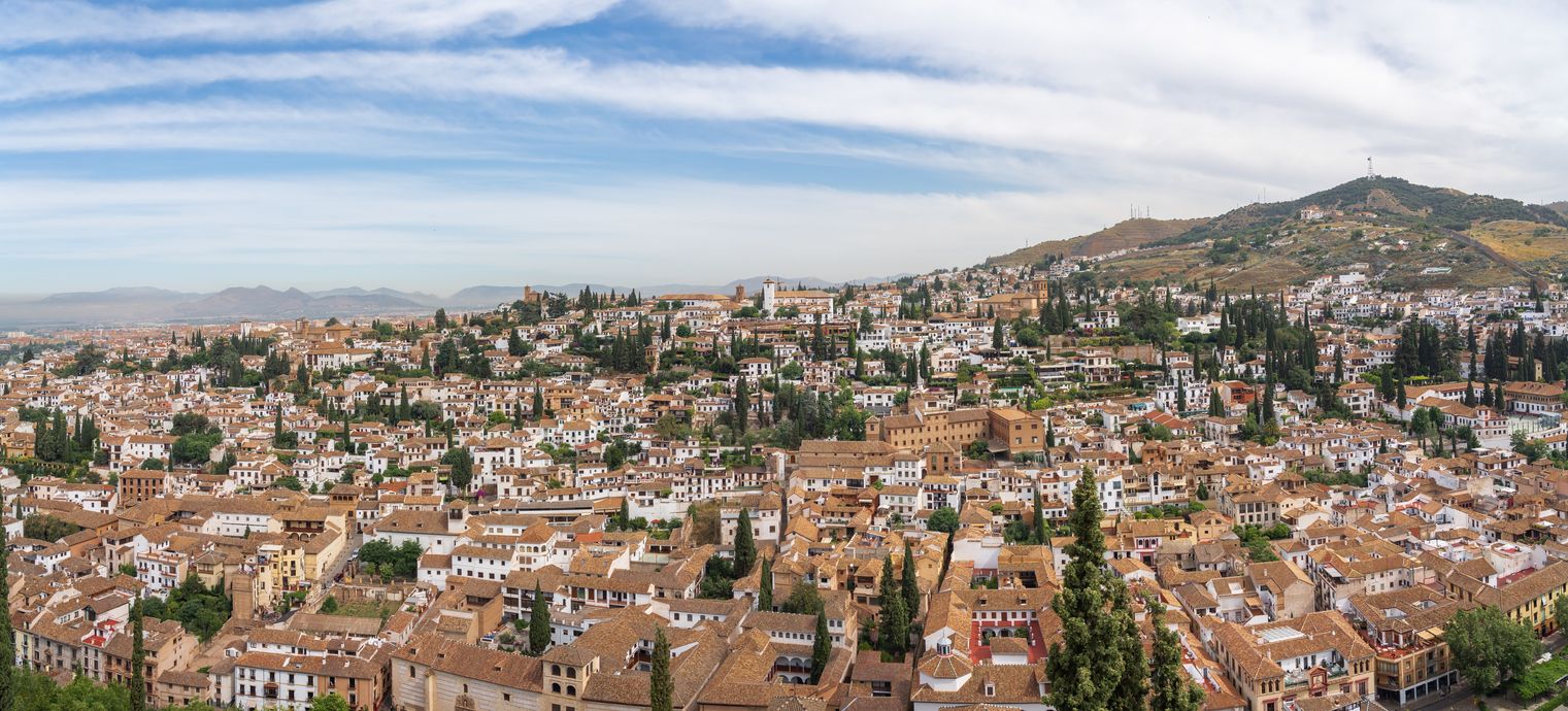 Cerro de San Miguel, el lugar desde el que se tienen las mejores vistas de Granada.