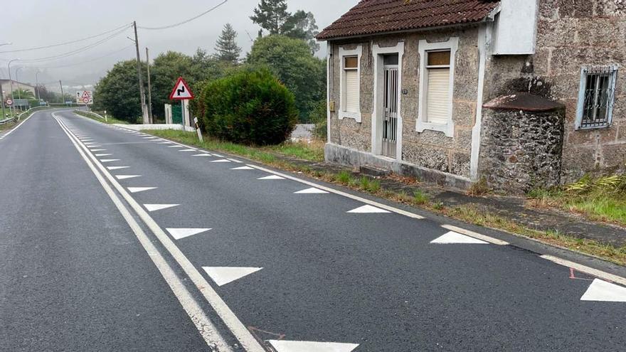 Dientes de dragón: la nueva señal de la DGT que cambiará el tráfico en las carreteras españolas