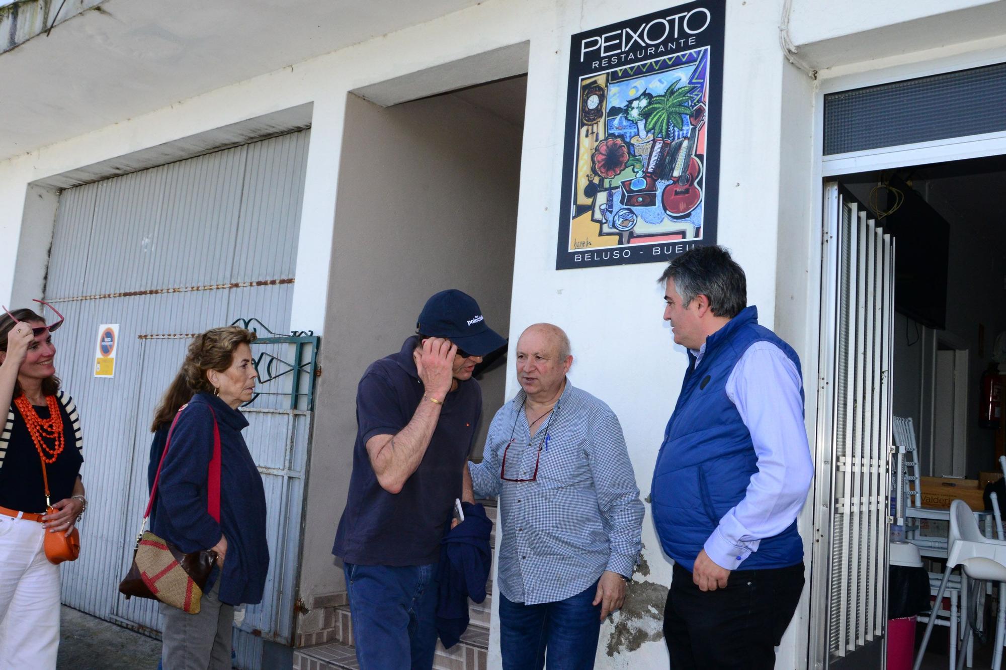 Alessandro Lequio, en Bueu con su pareja María Palacios, habla de su nieta