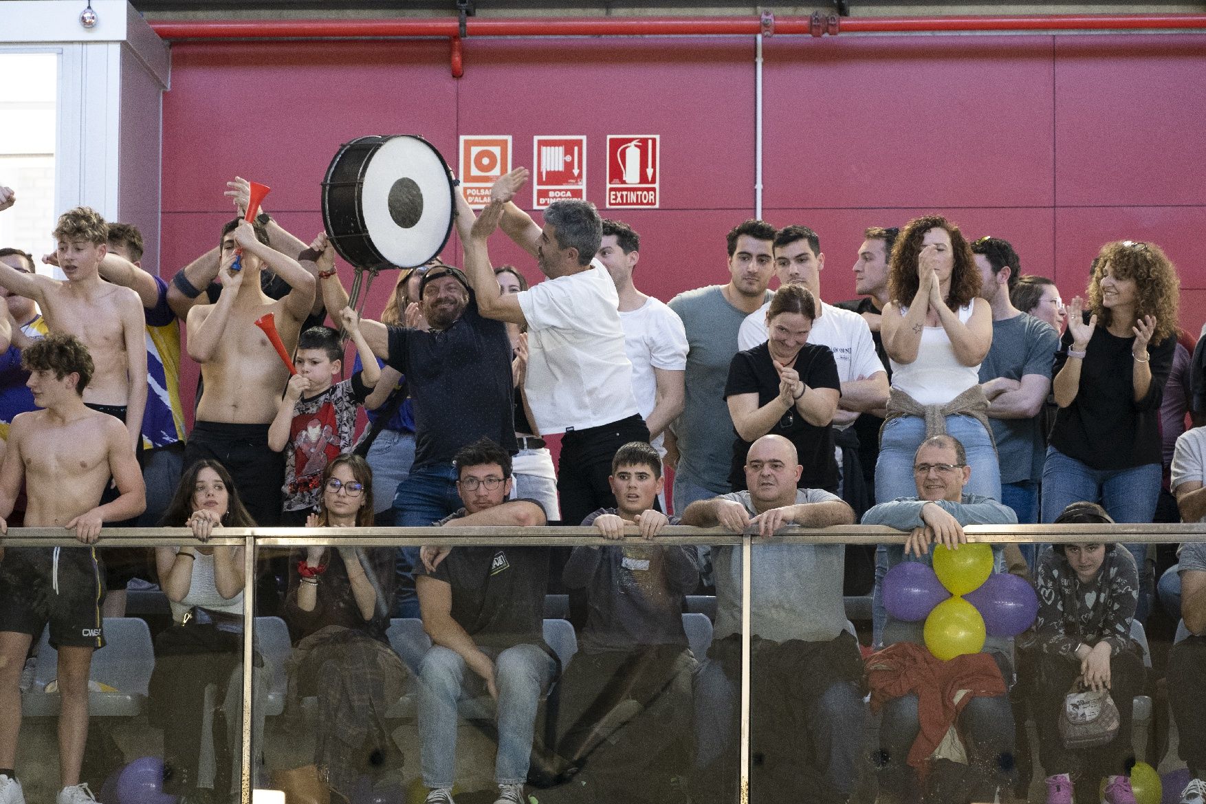 Imatges del partit de waterpolo CN Manresa-CWP Sant Adrià