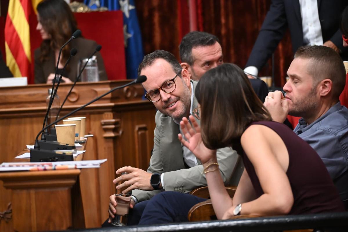 Héctor Diez y Esther Díez, en un momento del pleno