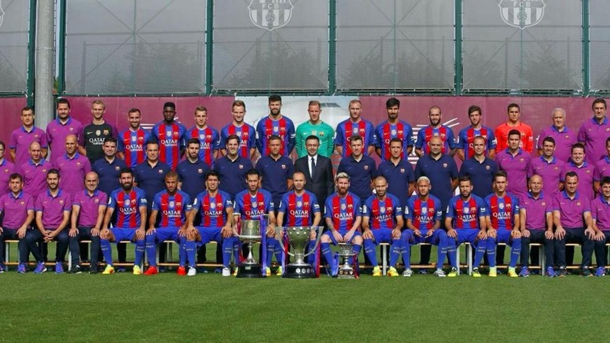 La plantilla del FC Barcelona 2016-17.