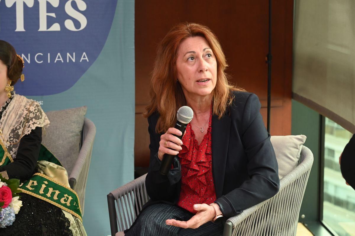 la secretaria de Estudios y Formación del Sindicato de Enfermería SATSE, María Luisa García Solsona.