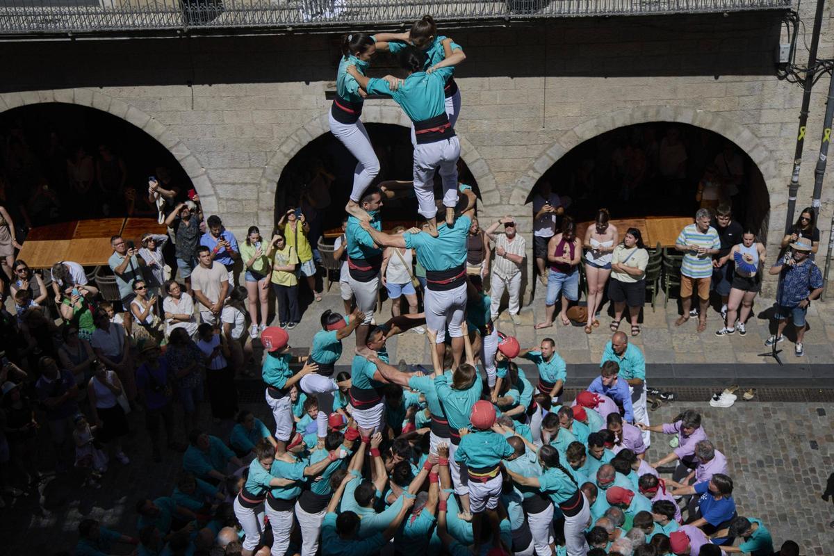 Les imatges de la jornada castellera per celebrar els 30 anys dels Marrecs de Salt