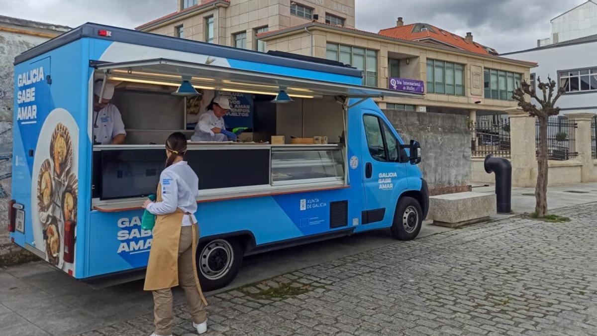 Un "foodtruck" de la campaña "Galicia Sabe Amar"