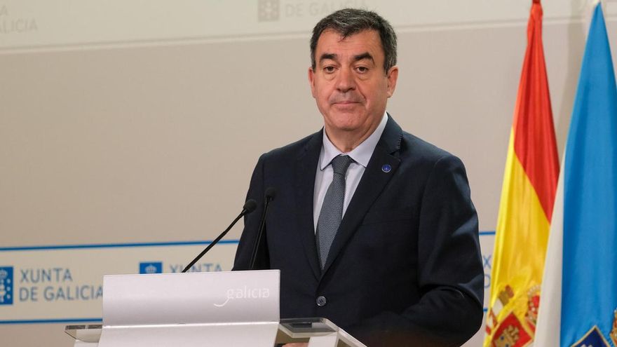 Educación insta a no repetir con el grado de Medicina el «error» de los tres aeropuertos