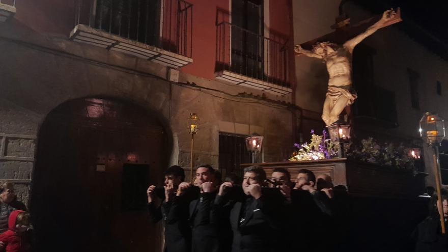 GALERÍA | Procesión del Cristo del Amparo en Toro